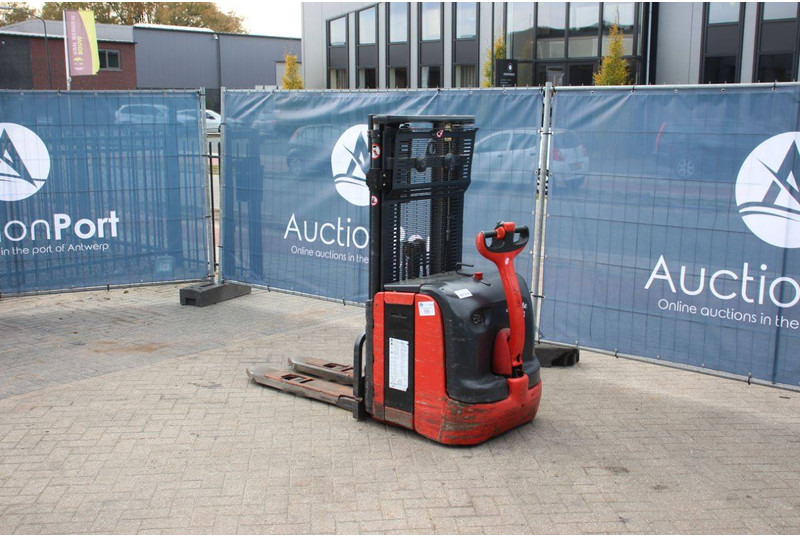 Linde L14 - Stacker: picture 3 Linde L14 - Stacker: picture 3