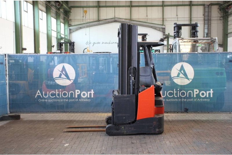 Linde R14X-03 - Reach truck: picture 2 Linde R14X-03 - Reach truck: picture 2