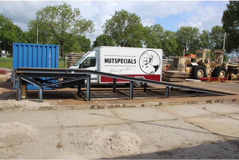 MAN STA9730/22 - Dropside/ Flatbed trailer: picture 1 MAN STA9730/22 - Dropside/ Flatbed trailer: picture 1