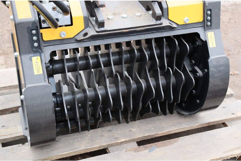 New Quick coupler MB Trac MB-HDS307: picture 13 New Quick coupler MB Trac MB-HDS307: picture 13