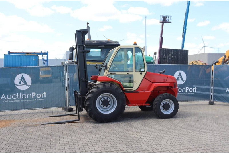 Manitou M30-4 - Rough terrain forklift: picture 1 Manitou M30-4 - Rough terrain forklift: picture 1
