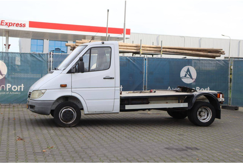 Mercedes-Benz 416 CDI 904.6 - Cab chassis truck: picture 1 Mercedes-Benz 416 CDI 904.6 - Cab chassis truck: picture 1
