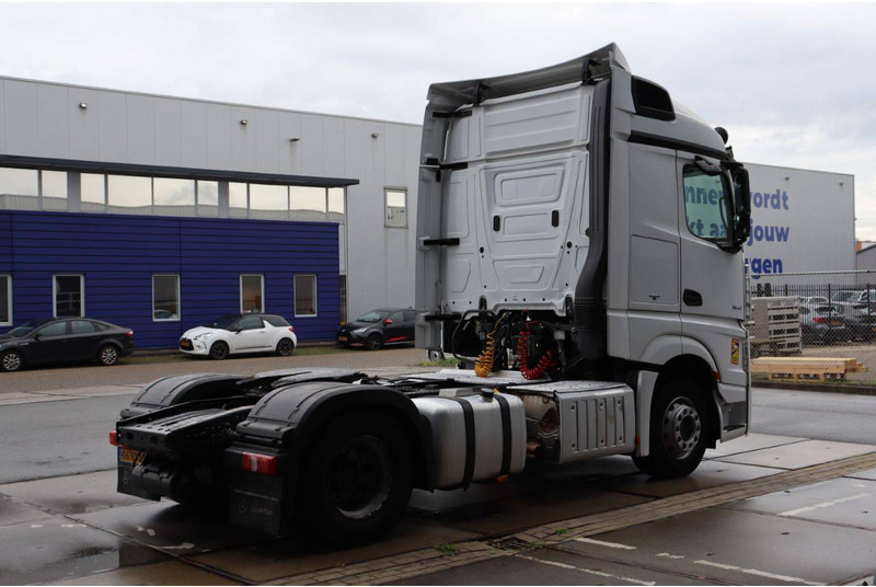 Mercedes-Benz ACTROS - Cab chassis truck: picture 5 Mercedes-Benz ACTROS - Cab chassis truck: picture 5