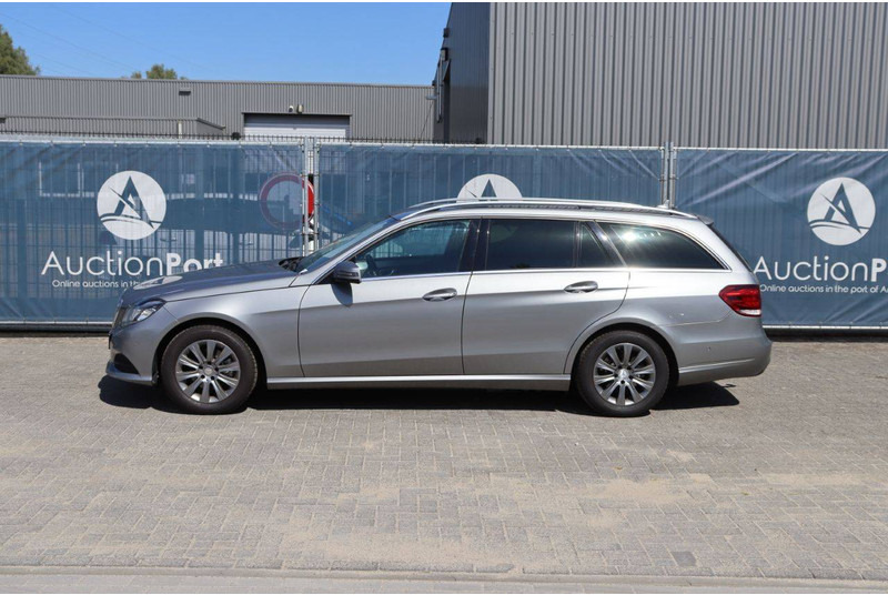 Mercedes-Benz E-Klasse 200 CDI - Car: picture 2 Mercedes-Benz E-Klasse 200 CDI - Car: picture 2