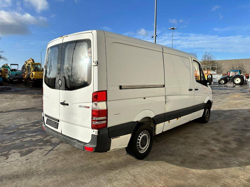 Mercedes-Benz Sprinter 309 DCI - Panel van: picture 4 Mercedes-Benz Sprinter 309 DCI - Panel van: picture 4
