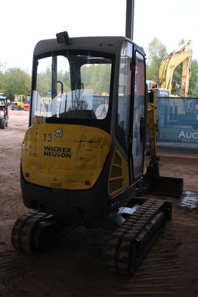 Neuson ET24 - Mini excavator: picture 5 Neuson ET24 - Mini excavator: picture 5