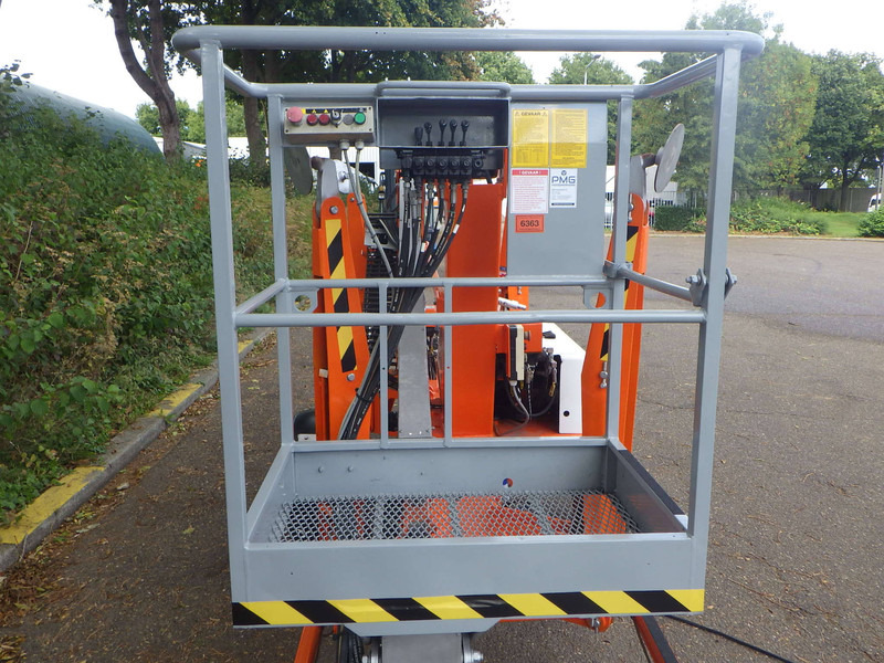 Nifty 120TAC - Articulated boom: picture 4 Nifty 120TAC - Articulated boom: picture 4