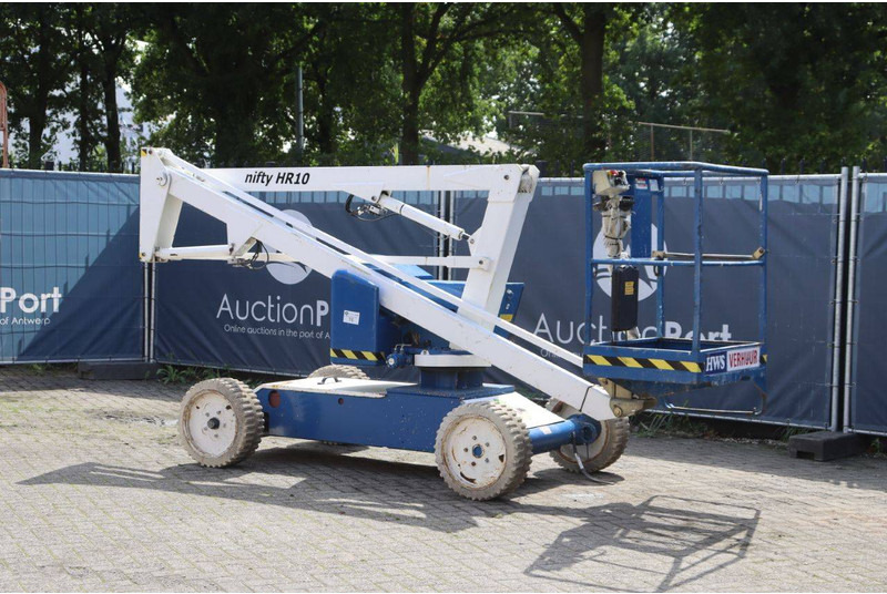 Nifty HR10E - Articulated boom: picture 3 Nifty HR10E - Articulated boom: picture 3