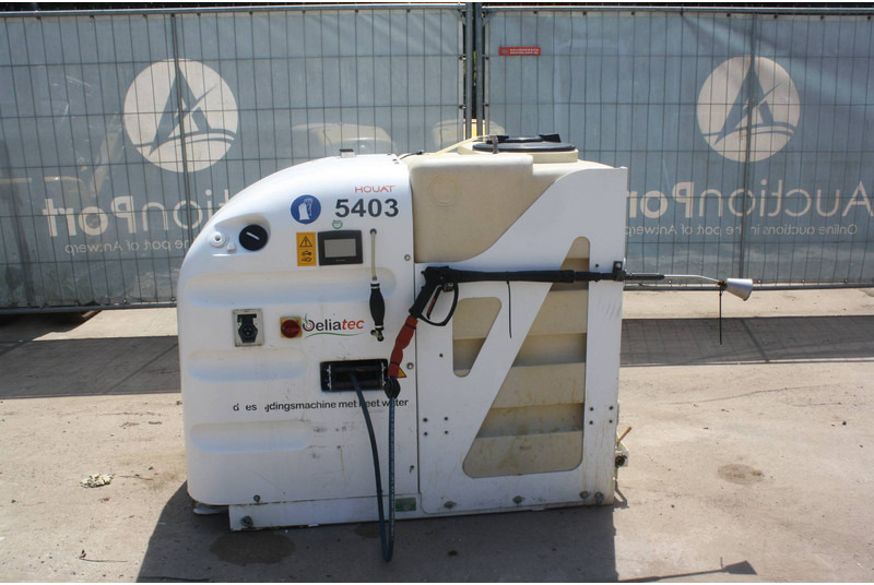 Onbekend Houat - Tractor mounted sprayer: picture 1 Onbekend Houat - Tractor mounted sprayer: picture 1