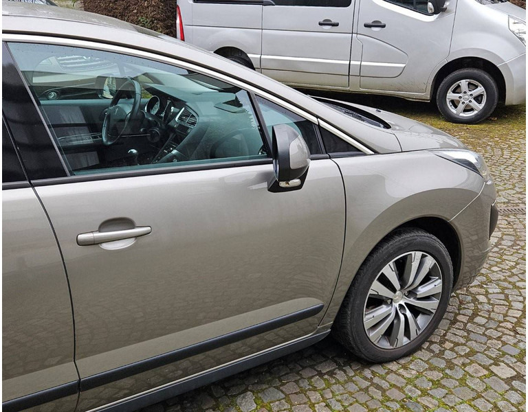 Peugeot 3008 (I - update) 1.6 VTi - Car: picture 3 Peugeot 3008 (I - update) 1.6 VTi - Car: picture 3