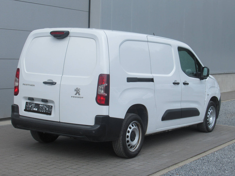 Peugeot Partner (III) 1.5 BlueHDi Automatic - Panel van: picture 3 Peugeot Partner (III) 1.5 BlueHDi Automatic - Panel van: picture 3