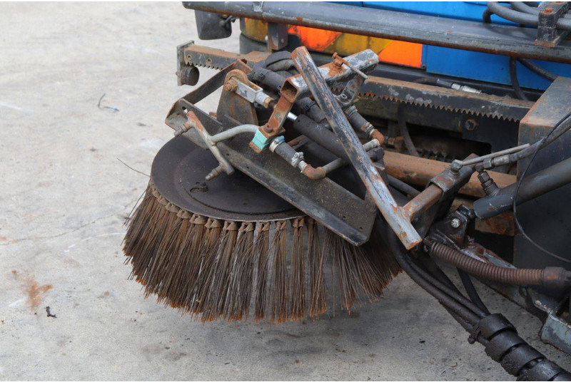 Road sweeper Ravo 5002 SI: picture 14 Road sweeper Ravo 5002 SI: picture 14