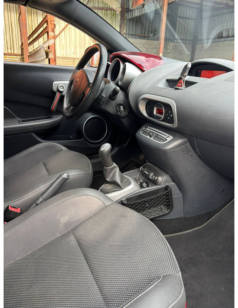 Renault Wind TCe - Sedan: picture 5 Renault Wind TCe - Sedan: picture 5