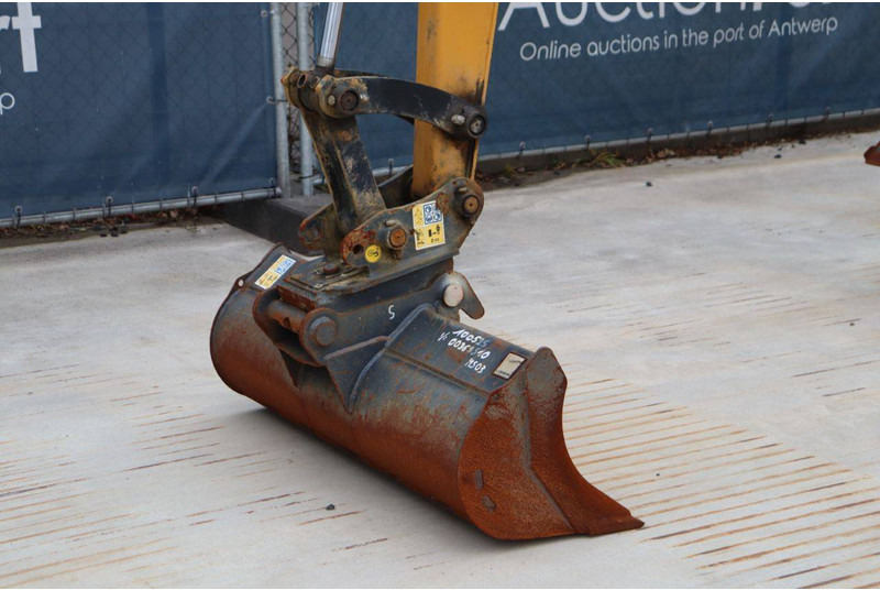 Crawler excavator Sany SY35U: picture 10