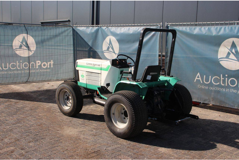 Shibaura Green Special GS23 - Farm tractor: picture 3 Shibaura Green Special GS23 - Farm tractor: picture 3