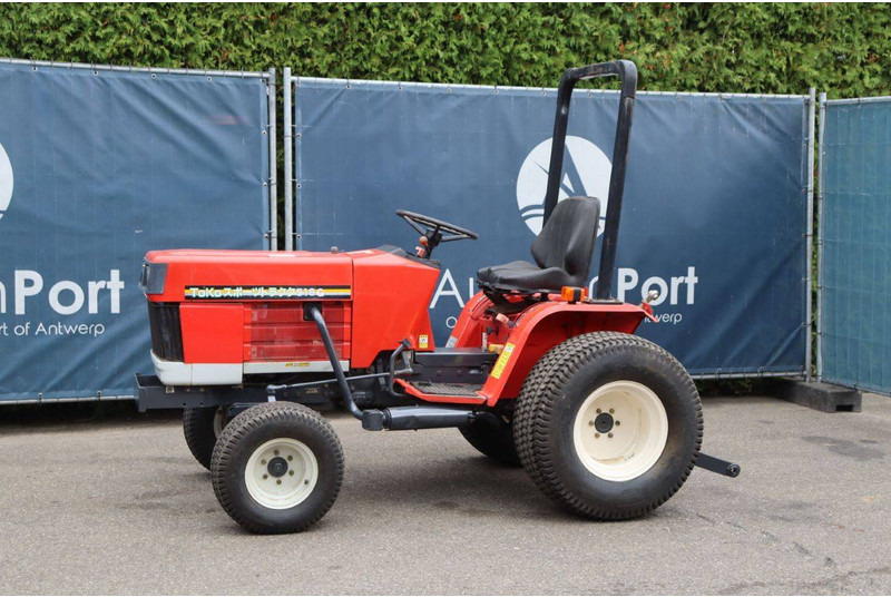 Shibaura S318 - Farm tractor: picture 1 Shibaura S318 - Farm tractor: picture 1