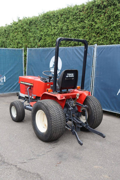 Shibaura S318 - Farm tractor: picture 4 Shibaura S318 - Farm tractor: picture 4