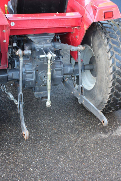 Farm tractor Shibaura S325 Hydrostaat: picture 13