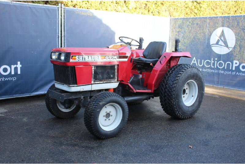 Farm tractor Shibaura S325 Hydrostaat: picture 8