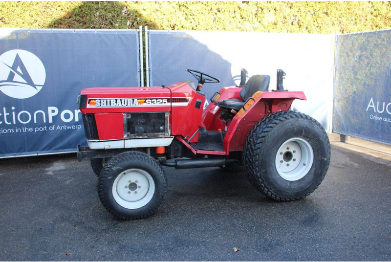Shibaura S325 Hydrostaat - Farm tractor: picture 1 Shibaura S325 Hydrostaat - Farm tractor: picture 1