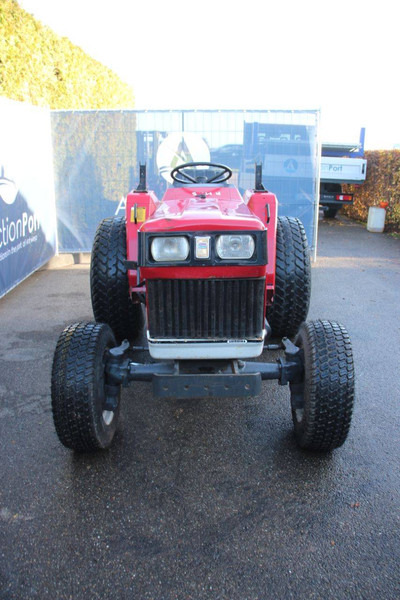 Farm tractor Shibaura S325 Hydrostaat: picture 7