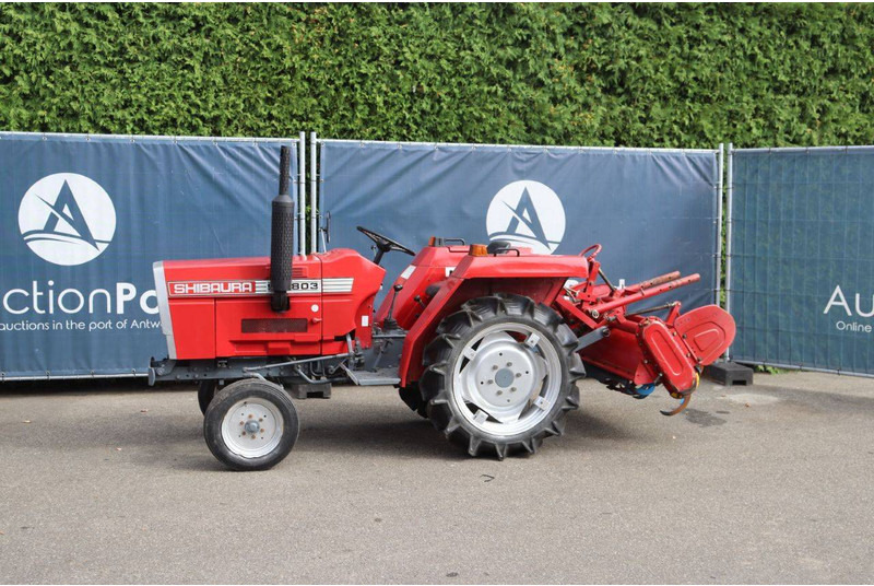 Shibaura SD1803 - Farm tractor: picture 1 Shibaura SD1803 - Farm tractor: picture 1