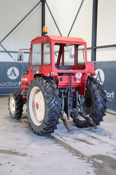 Shibaura SP 5040 - Farm tractor: picture 4 Shibaura SP 5040 - Farm tractor: picture 4