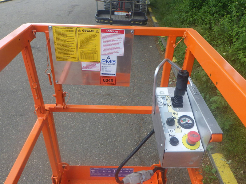 Skyjack SJ3219 - Scissor lift: picture 5 Skyjack SJ3219 - Scissor lift: picture 5
