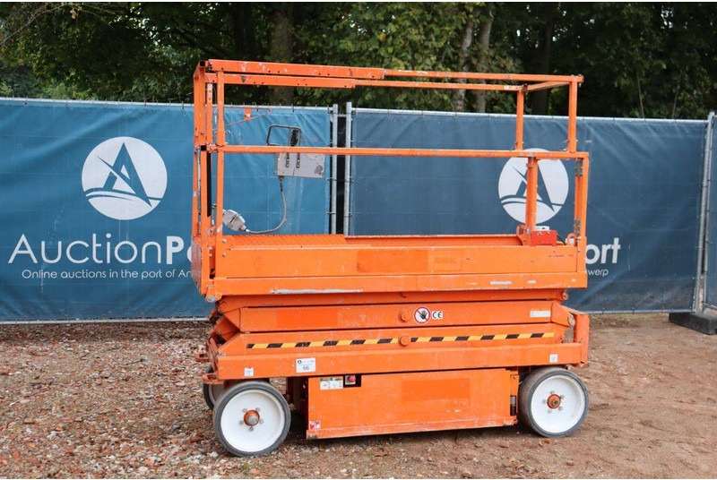 Skyjack SJ3220 - Scissor lift: picture 1 Skyjack SJ3220 - Scissor lift: picture 1