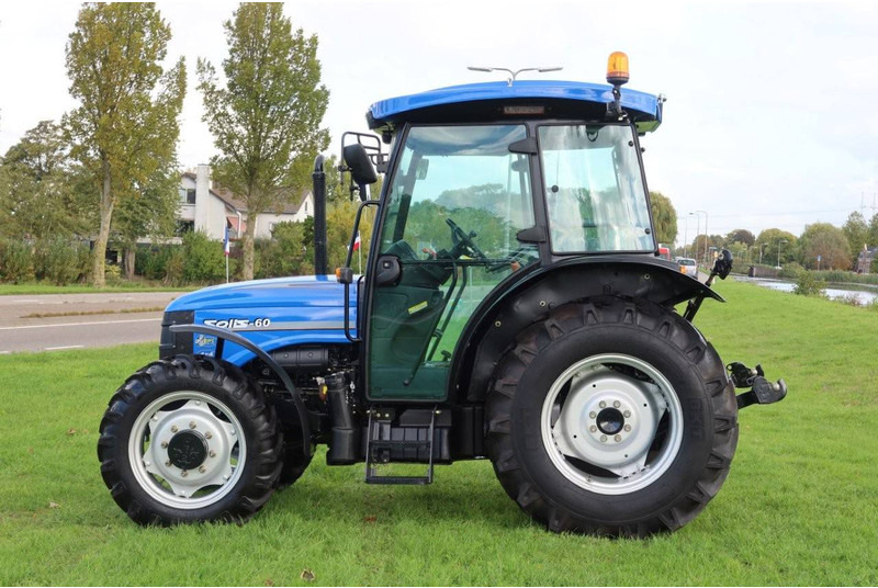 Solis 60 - Farm tractor: picture 3 Solis 60 - Farm tractor: picture 3