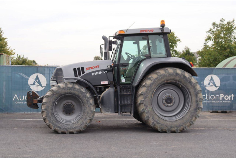 Steyr 6195CVT - Farm tractor: picture 1 Steyr 6195CVT - Farm tractor: picture 1
