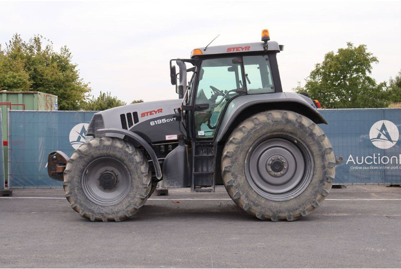 Steyr 6195CVT - Farm tractor: picture 2 Steyr 6195CVT - Farm tractor: picture 2