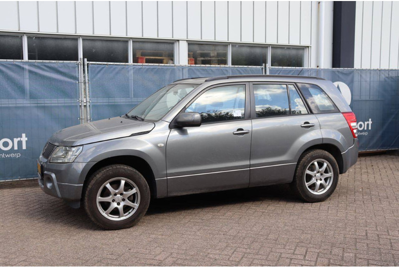 Suzuki Grand Vitara - Sedan: picture 1 Suzuki Grand Vitara - Sedan: picture 1