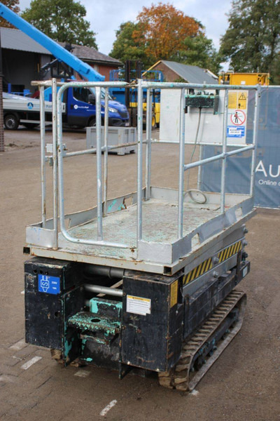 Tadano - Scissor lift: picture 5 Tadano - Scissor lift: picture 5