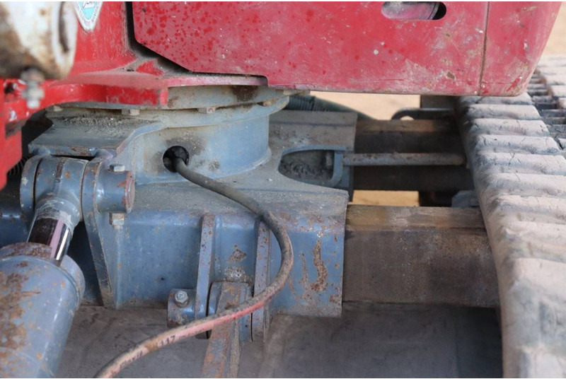 Mini excavator Takeuchi TB216: picture 20