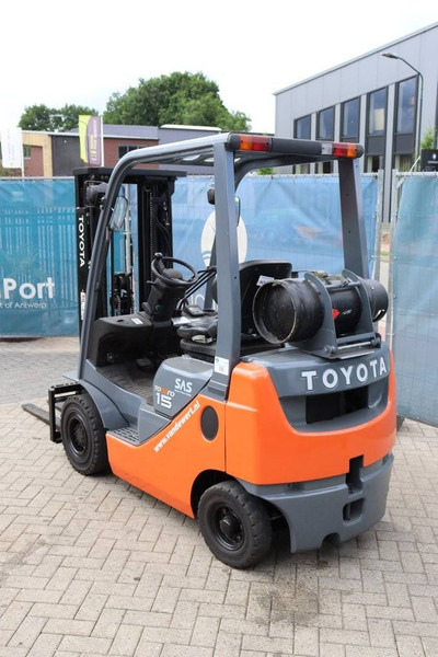 Toyota 02-8FGF18 - LPG forklift: picture 4 Toyota 02-8FGF18 - LPG forklift: picture 4