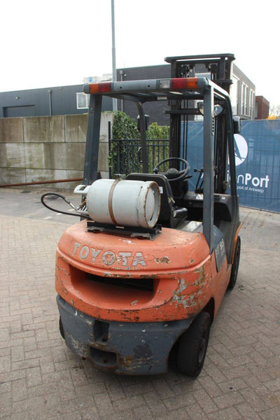 Toyota 42-7FGF25 - LPG forklift: picture 5 Toyota 42-7FGF25 - LPG forklift: picture 5