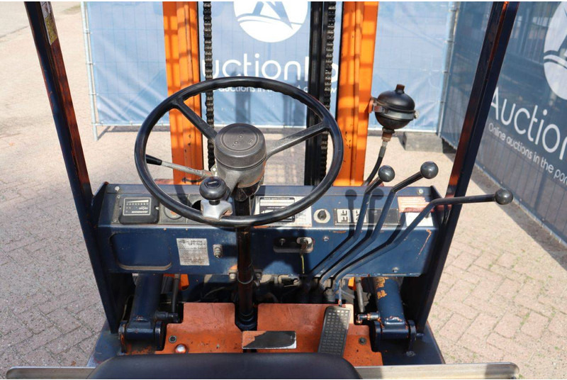 Electric forklift Toyota 4FB20: picture 19