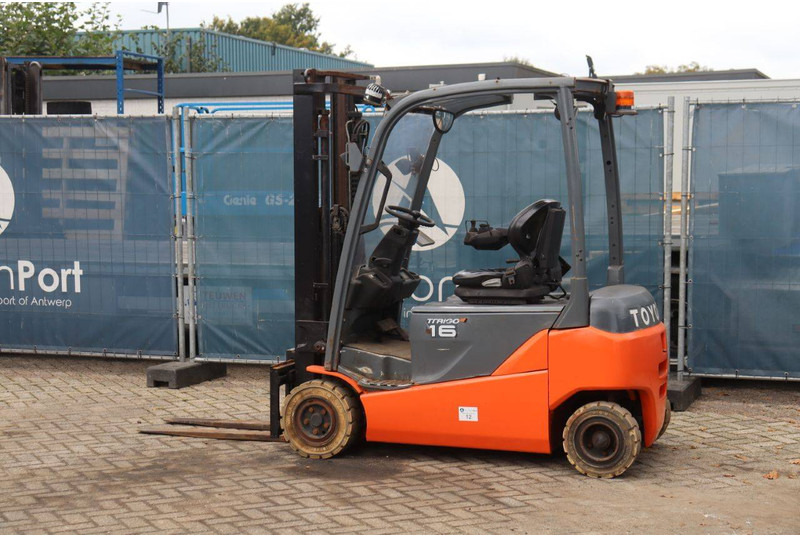 Toyota 8FBM16T - Electric forklift: picture 3 Toyota 8FBM16T - Electric forklift: picture 3