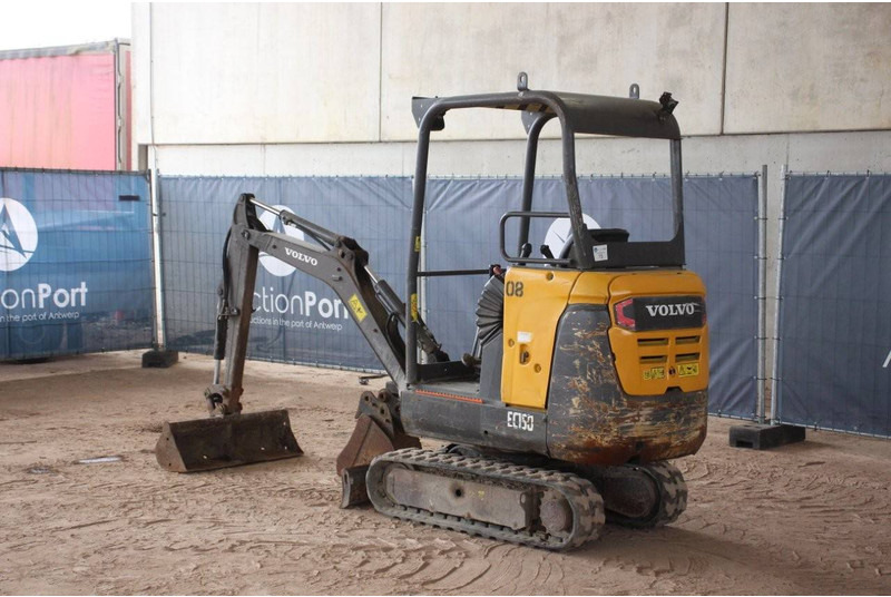 Volvo EC15D - Mini excavator: picture 3 Volvo EC15D - Mini excavator: picture 3