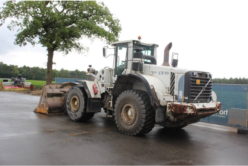 Volvo L 180 F - Wheel loader: picture 3 Volvo L 180 F - Wheel loader: picture 3
