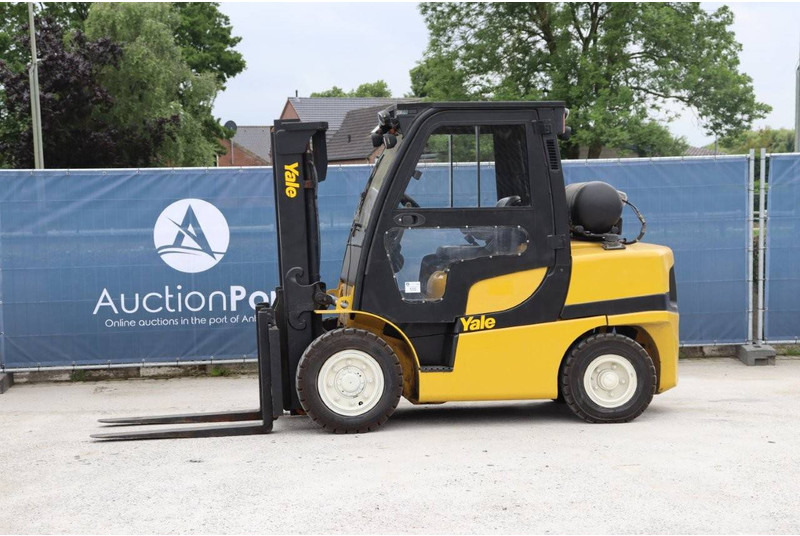 Yale GLP45SVX5 V2214 - LPG forklift: picture 1 Yale GLP45SVX5 V2214 - LPG forklift: picture 1