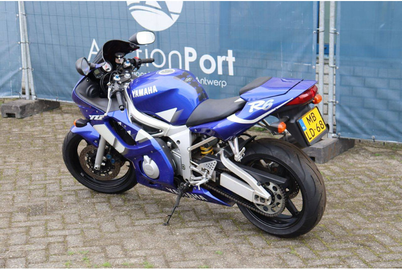 Yamaha YZF-R6 - Motorcycle: picture 3 Yamaha YZF-R6 - Motorcycle: picture 3