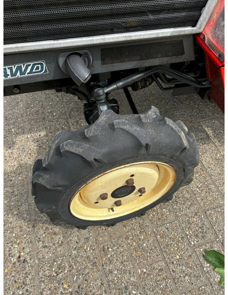 Farm tractor Yanmar F155: picture 11