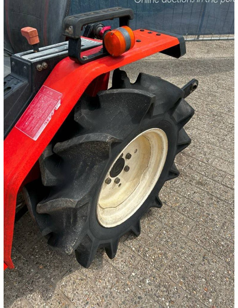 Farm tractor Yanmar F155: picture 12