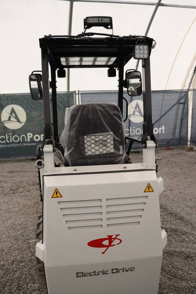 Yuchaï Z25 - Wheel loader: picture 5 Yuchaï Z25 - Wheel loader: picture 5