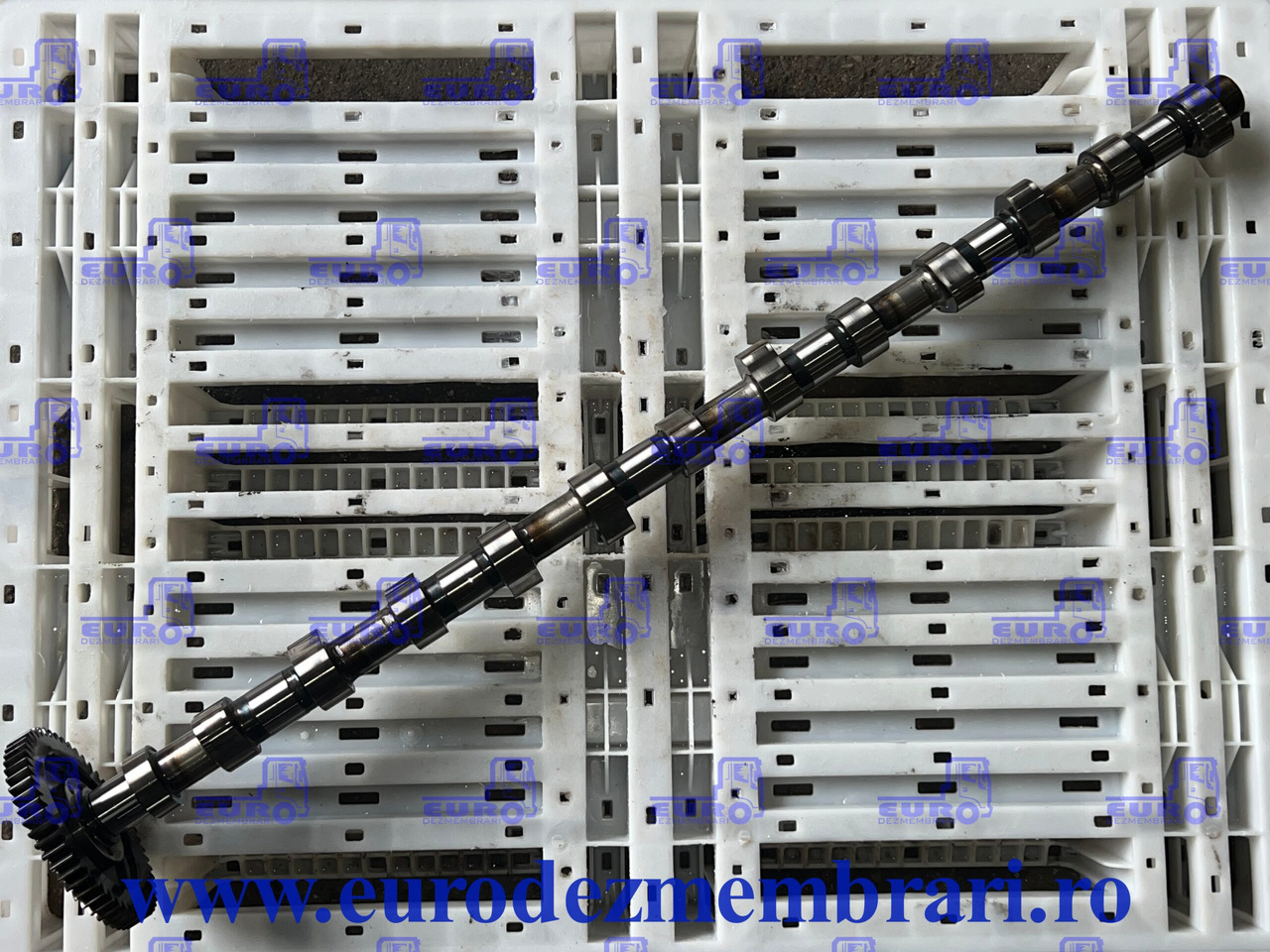 AX CU CAME MAN TGX D3876 51.04400.6059 - Camshaft for Truck: picture 1 AX CU CAME MAN TGX D3876 51.04400.6059 - Camshaft for Truck: picture 1