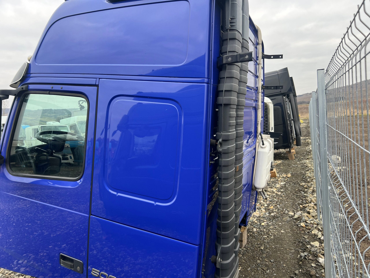 CABINA VOLVO FH13 GLOBETROTTER L2H3 - Cab for Truck: picture 5 CABINA VOLVO FH13 GLOBETROTTER L2H3 - Cab for Truck: picture 5