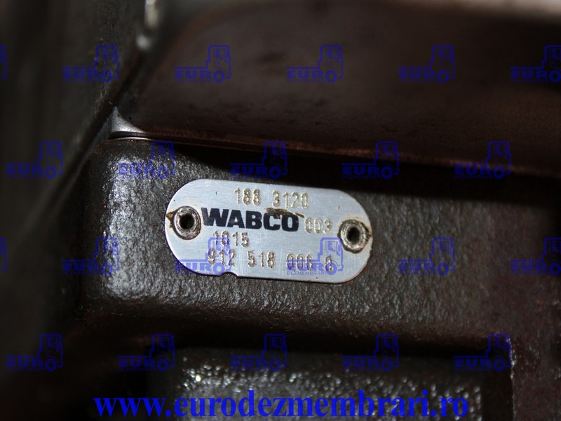 COMPRESOR AER DAF XF106 1883120, 9125180060, 2139555 - Air brake compressor for Truck: picture 5 COMPRESOR AER DAF XF106 1883120, 9125180060, 2139555 - Air brake compressor for Truck: picture 5