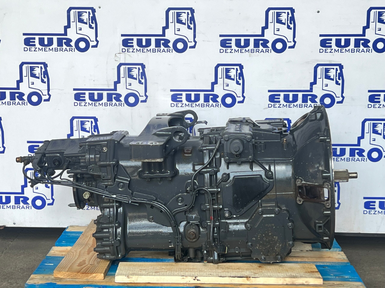 CUTIE VITEZE AUTOMATA FARA RETARDER TIPMATIC 14 DD MAN TGX 81.32004.6415 - Gearbox for Truck: picture 3 CUTIE VITEZE AUTOMATA FARA RETARDER TIPMATIC 14 DD MAN TGX 81.32004.6415 - Gearbox for Truck: picture 3